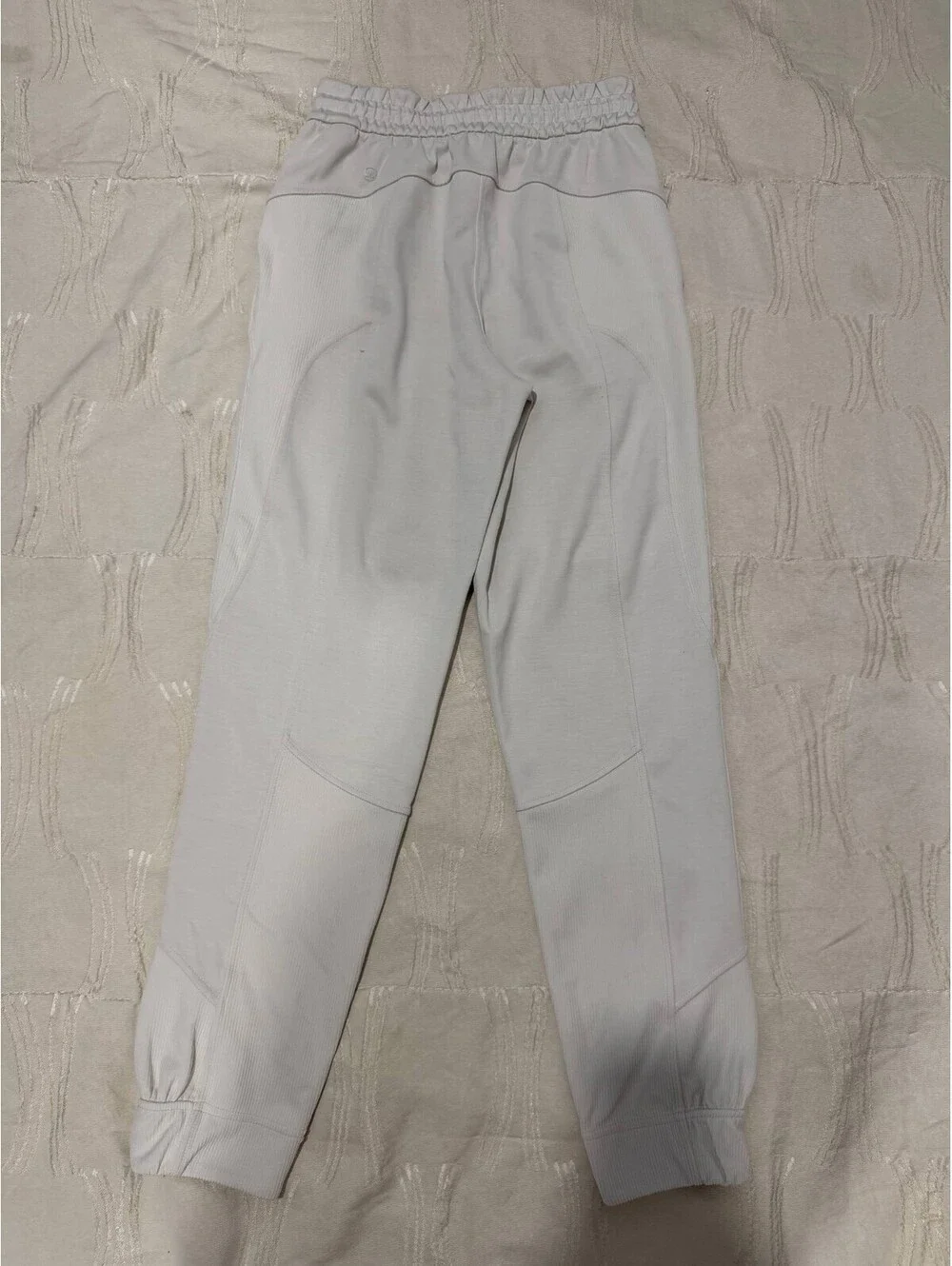 lululemon Size 2 Women’s Light Gray Ribbed Panel Jogger Pants Drawstring